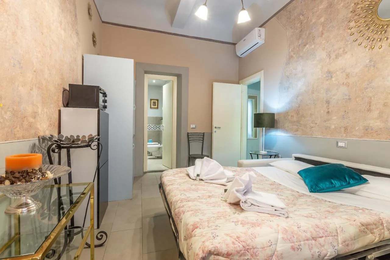 Pinzochere Suite Florencia Apartamento